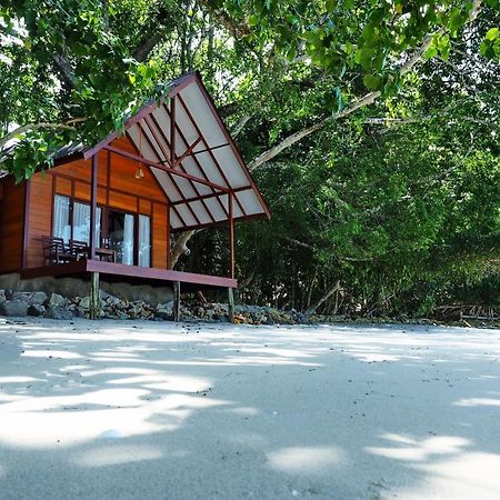 Waiwo Dive Resort Raja Ampat Rabia Exterior photo